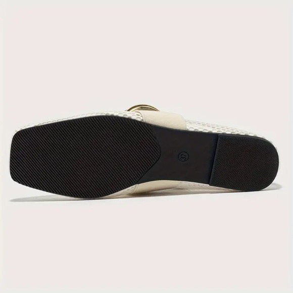 New Fishnet Mesh Ballet Flats Gold Metallic Buckle NWT White Slip On Square Toe - Picture 5 of 8
